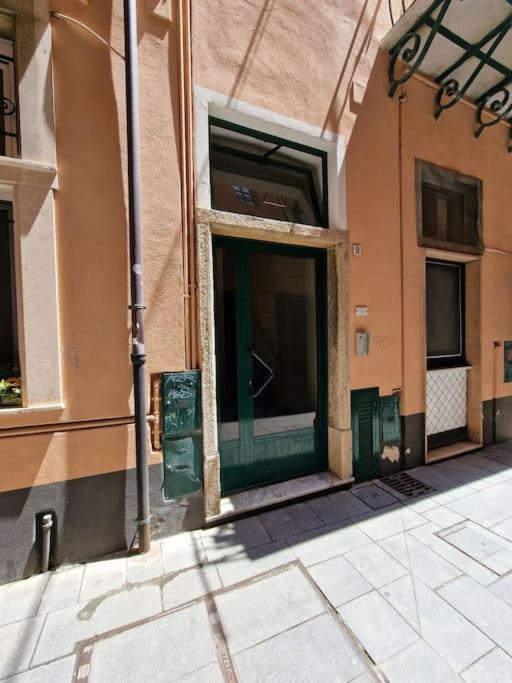 Silver Sands Finale Ligure - Traditional Apartment - 4 Beds & Terrace By The Beach Extérieur photo