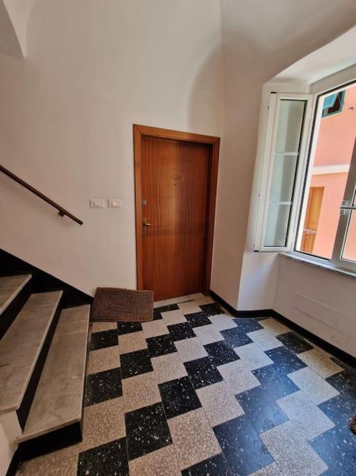 Silver Sands Finale Ligure - Traditional Apartment - 4 Beds & Terrace By The Beach Extérieur photo