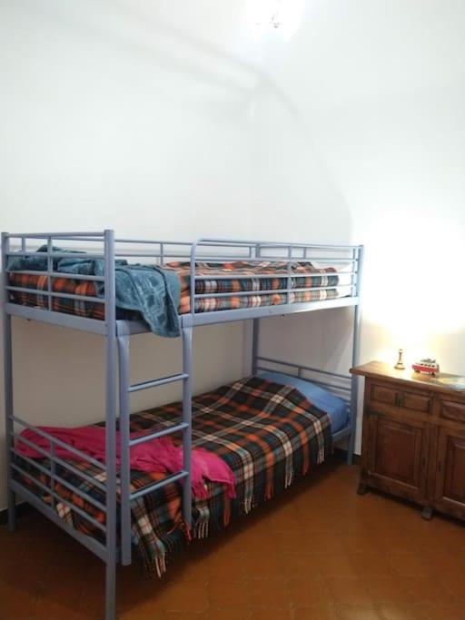 Silver Sands Finale Ligure - Traditional Apartment - 4 Beds & Terrace By The Beach Extérieur photo