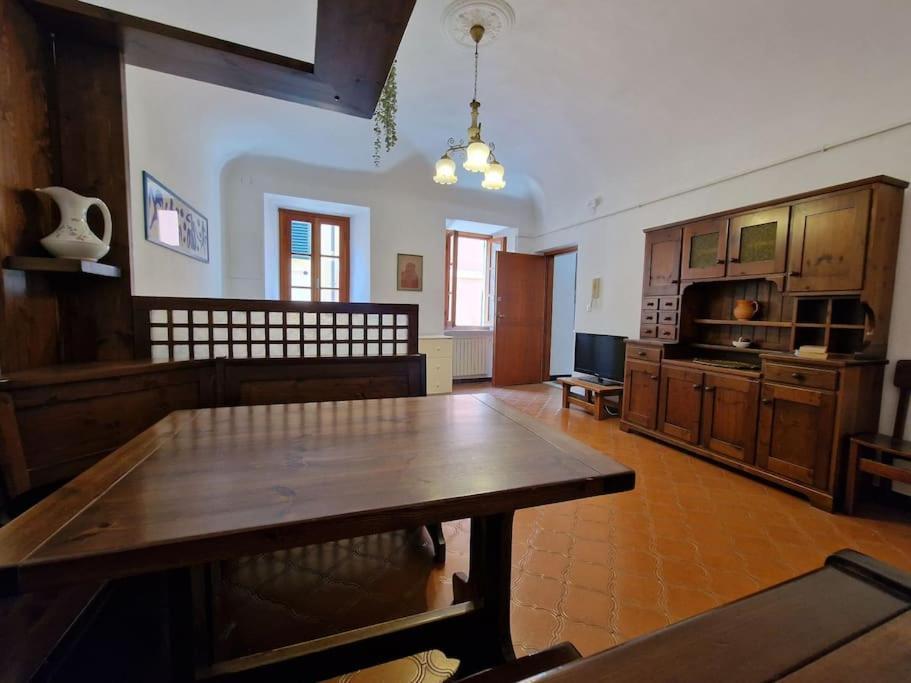 Silver Sands Finale Ligure - Traditional Apartment - 4 Beds & Terrace By The Beach Extérieur photo